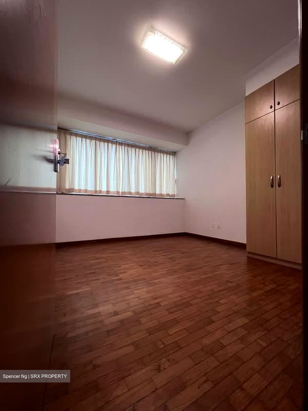 Queens (D3), Condominium #560739421
